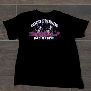 Black streetwear funny beer "Good friends Bad Habits" Large tshirt